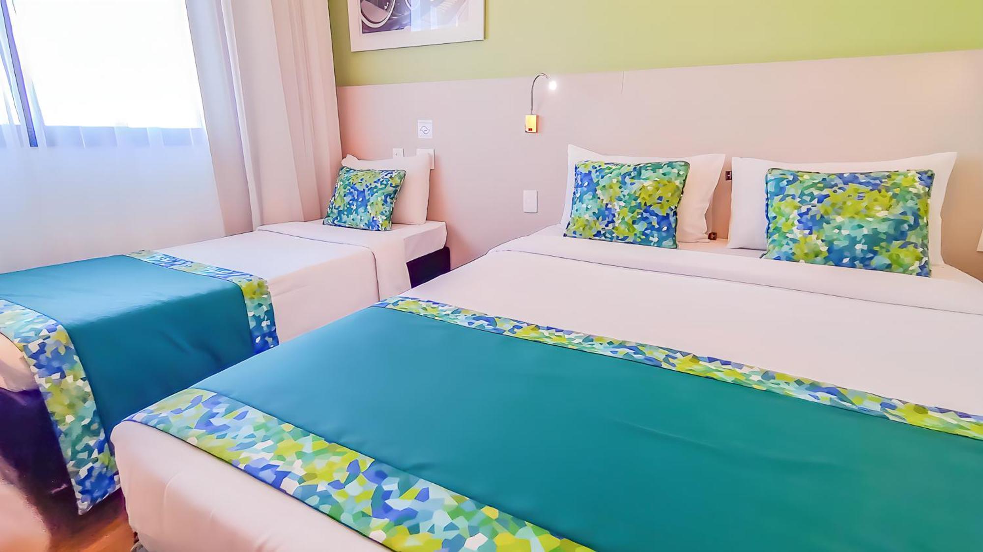 Blue Tree Towers 4*
