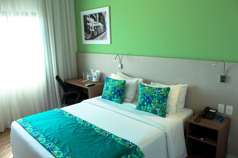 Blue Tree Towers Hotel